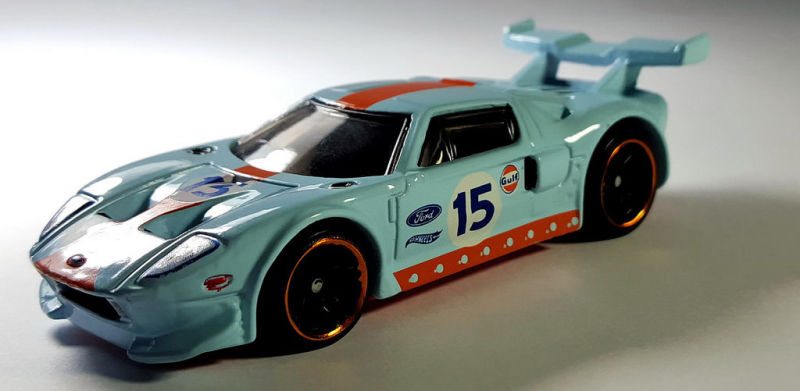 Ford GT40 LM in Gulf Oil racing livery. Photo courtesy of wanclick